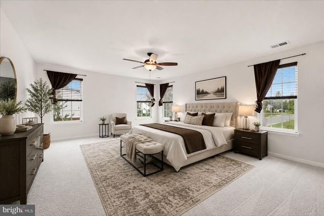 26780 CRUSHER DR, Chantilly, VA 20152