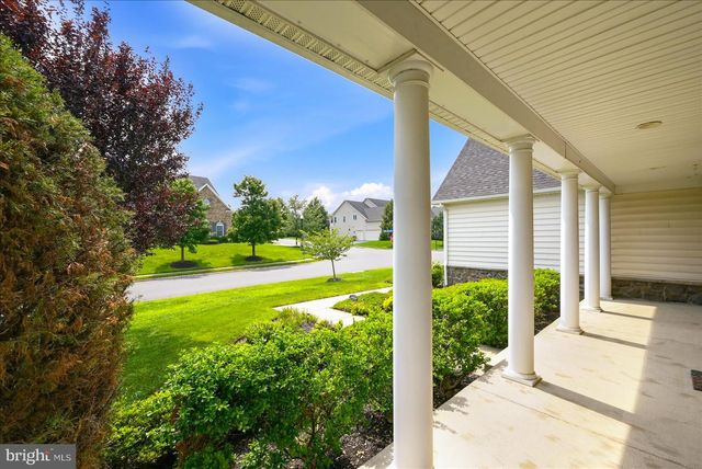 26780 CRUSHER DR, Chantilly, VA 20152