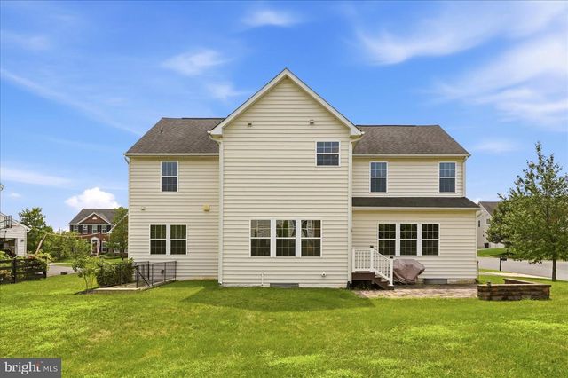 26780 CRUSHER DR, Chantilly, VA 20152