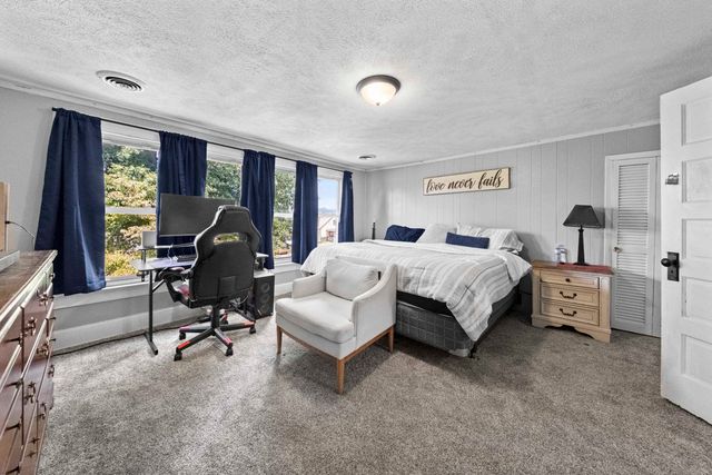 3613 Piedmont Rd, Huntington, WV 25704