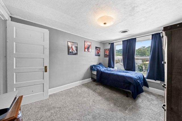 3613 Piedmont Rd, Huntington, WV 25704