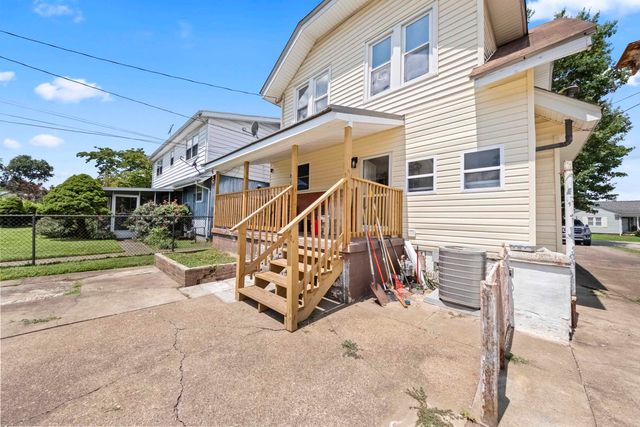 3613 Piedmont Rd, Huntington, WV 25704