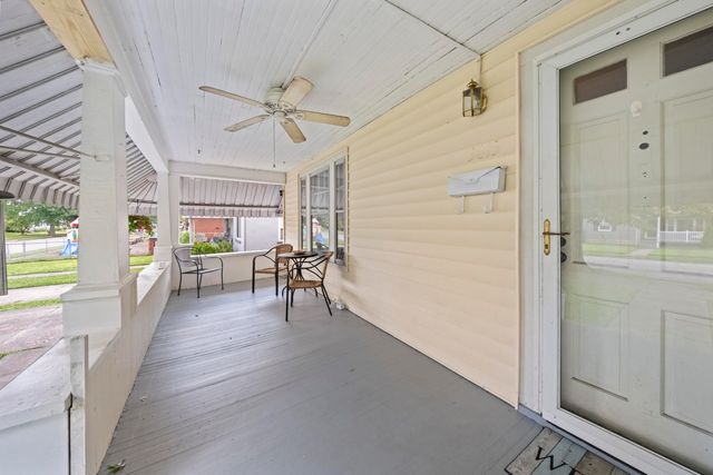 3613 Piedmont Rd, Huntington, WV 25704