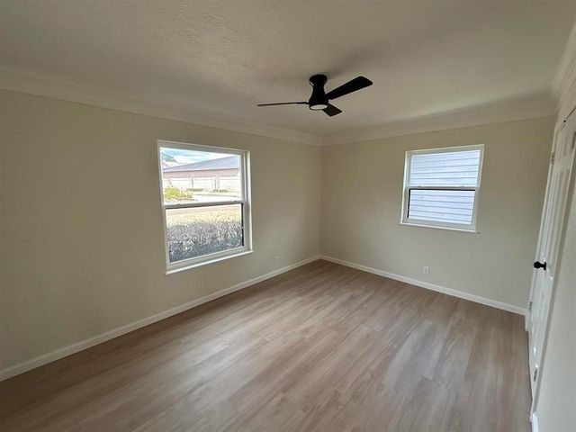 6275 Westgate Drive, Beaumont, TX 77706