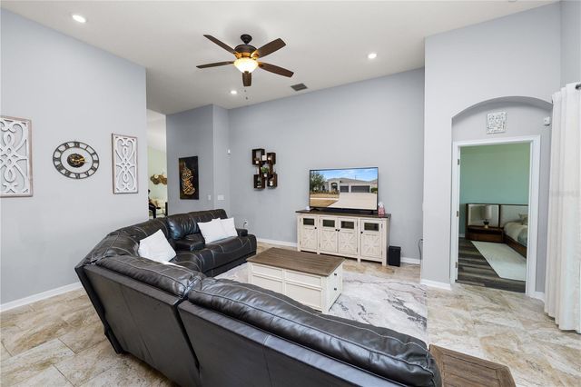 6333 DOE PATH COURT, Wesley Chapel, FL 33545