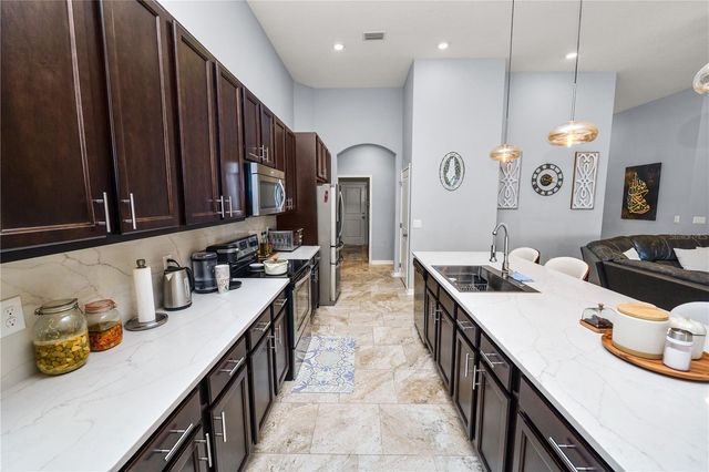 6333 DOE PATH COURT, Wesley Chapel, FL 33545