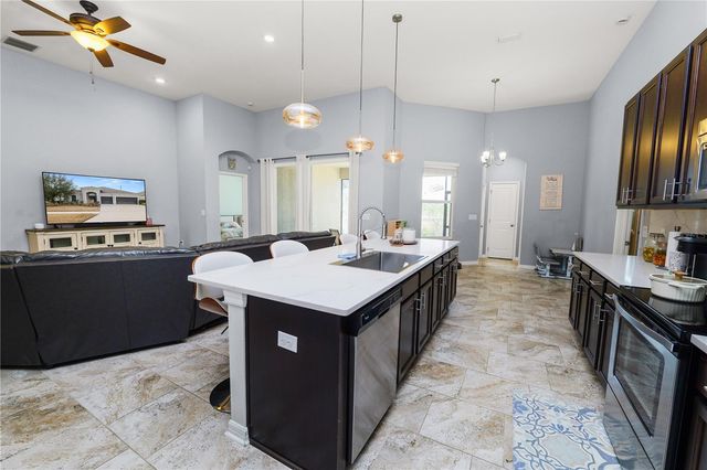 6333 DOE PATH COURT, Wesley Chapel, FL 33545