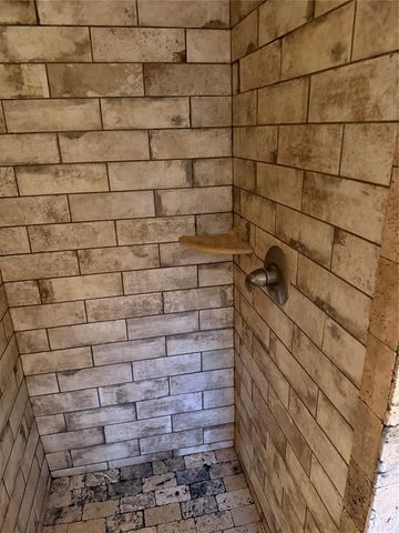 620 S Woodland Drive, Mustang, OK 73064