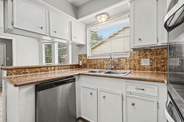 4306 Oneida Street, Pasadena, TX 77504