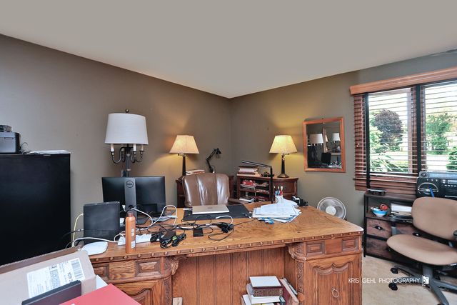 415 Kildare Street, Gilberts, IL 60136