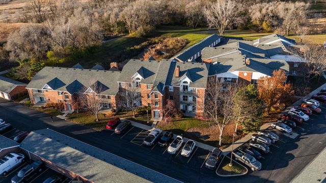 1345 CUNAT Court 2D, Lake In The Hills, IL 60156