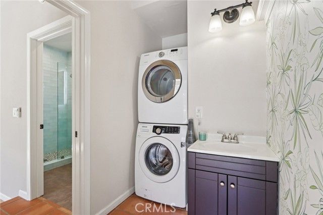 5513 Cartwright Avenue, North Hollywood (los Angeles), CA 91601