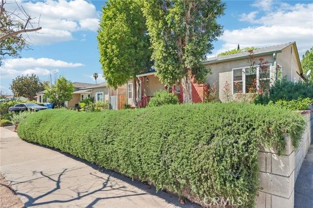 5513 Cartwright Avenue, North Hollywood (los Angeles), CA 91601