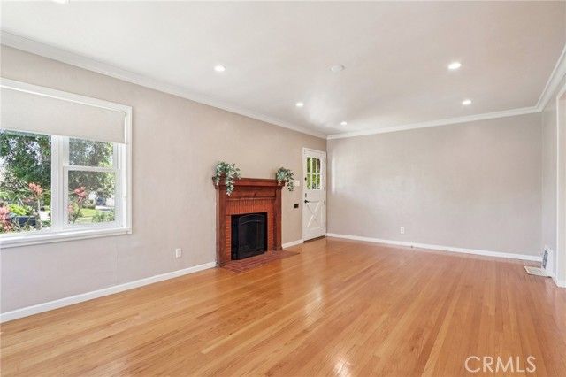 5513 Cartwright Avenue, North Hollywood (los Angeles), CA 91601