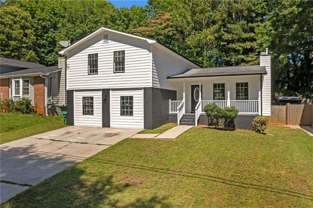 1258 Autumn Hill Lane, Stone Mountain, GA 30083