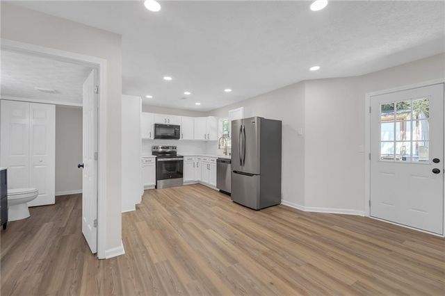 1258 Autumn Hill Lane, Stone Mountain, GA 30083