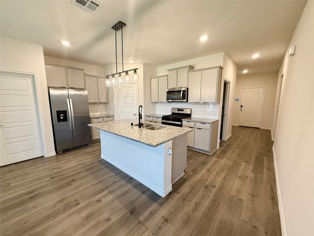 649 Sunglow Way, Lavon, TX 75166