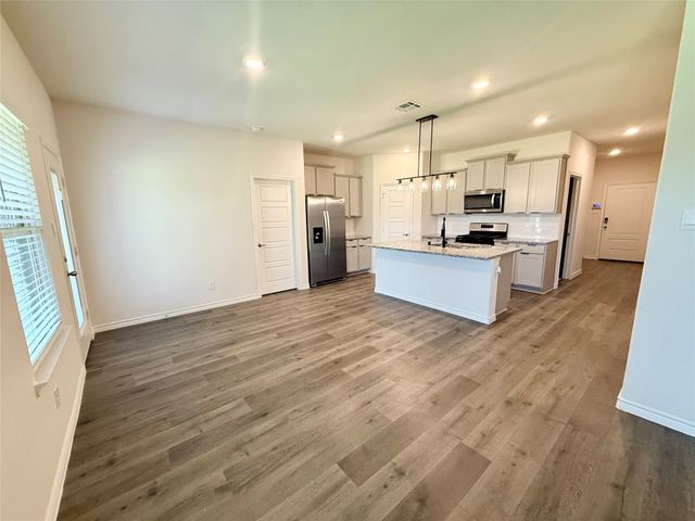 649 Sunglow Way, Lavon, TX 75166