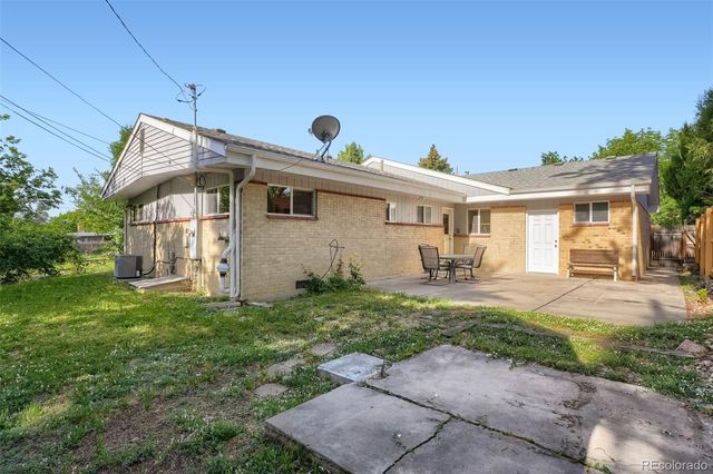 6180 Dover Street, Arvada, CO 80004