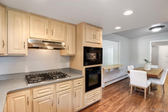 6180 Dover Street, Arvada, CO 80004