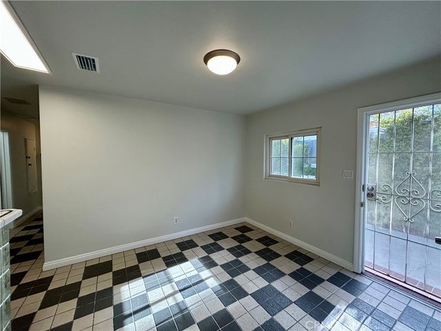 3132 Estado Street, Pasadena, CA 91107