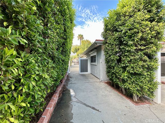 3132 Estado Street, Pasadena, CA 91107