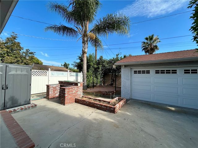 3132 Estado Street, Pasadena, CA 91107