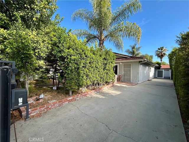 3132 Estado Street, Pasadena, CA 91107