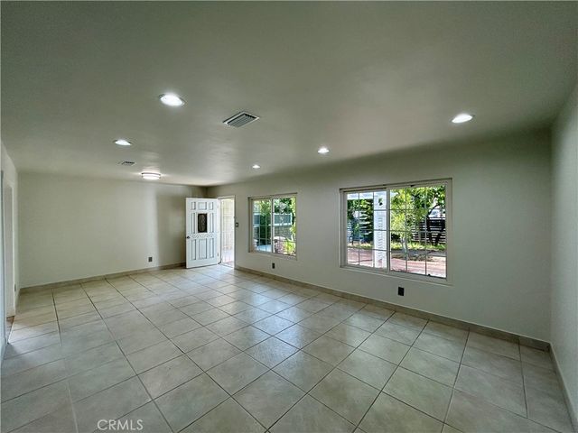 3132 Estado Street, Pasadena, CA 91107