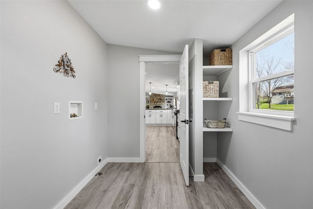 714 Regal Ridge Court, Lisbon, IA 52253