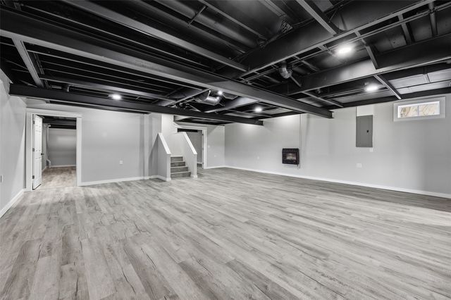 714 Regal Ridge Court, Lisbon, IA 52253