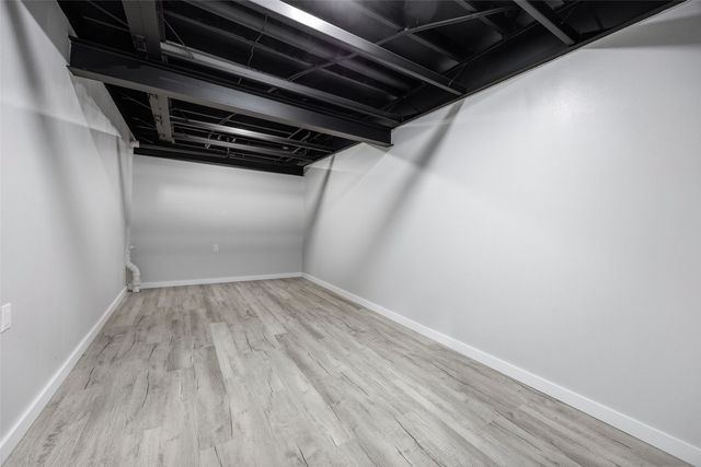 714 Regal Ridge Court, Lisbon, IA 52253