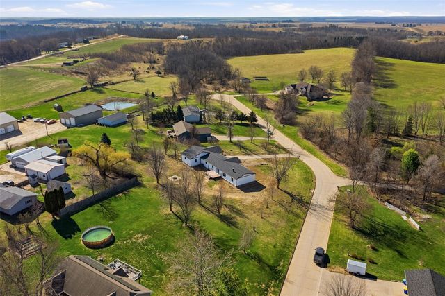 714 Regal Ridge Court, Lisbon, IA 52253