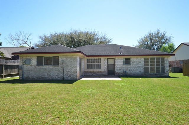 11502 Elmcroft Drive, Houston, TX 77099