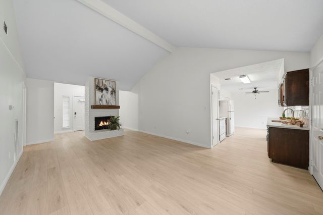 11502 Elmcroft Drive, Houston, TX 77099