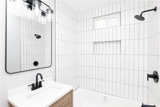 3285 N Mountain View, San Bernardino, CA 92405