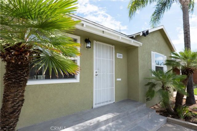 3285 N Mountain View, San Bernardino, CA 92405
