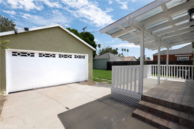 3285 N Mountain View, San Bernardino, CA 92405