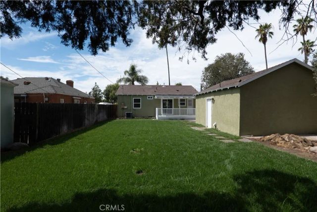 3285 N Mountain View, San Bernardino, CA 92405