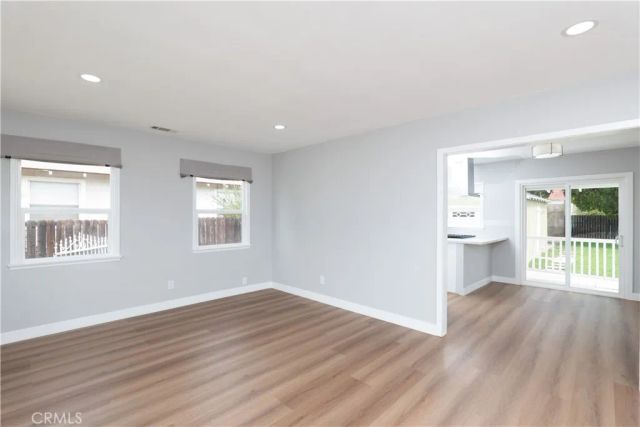 3285 N Mountain View, San Bernardino, CA 92405
