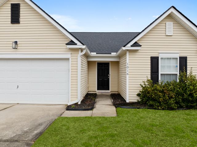 1016 Whitlow Boulevard, Summerville, SC 29483