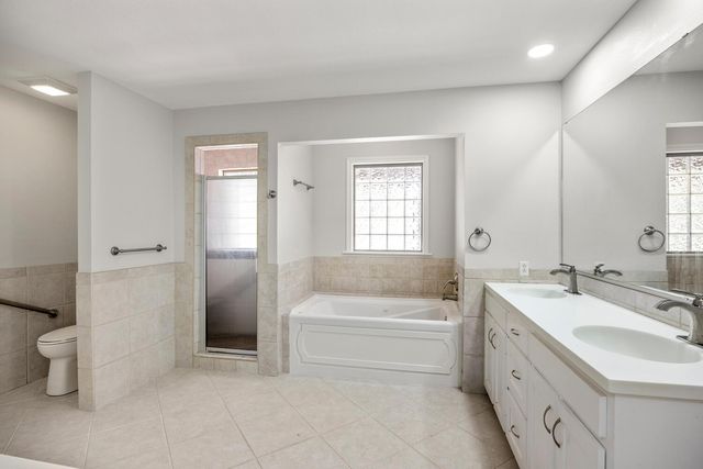 1100 Chapparal DR, Wimberley, TX 78676