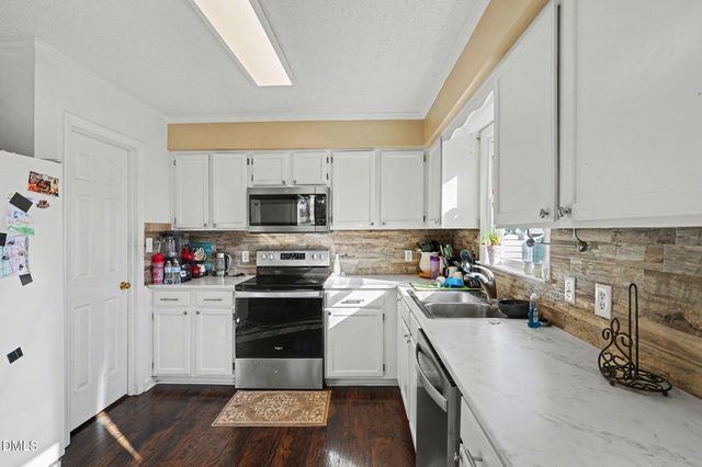 18 Vuncannon Drive, Fuquay Varina, NC 27526