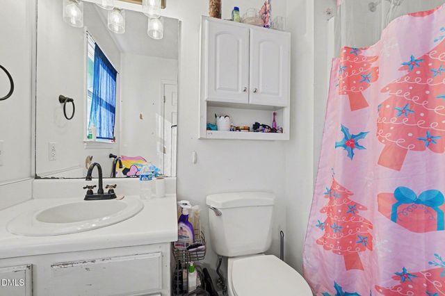 18 Vuncannon Drive, Fuquay Varina, NC 27526