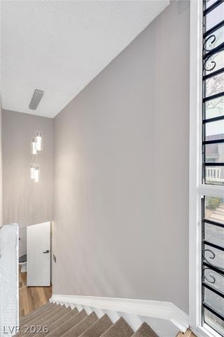 624 Brookway Lane, Las Vegas, NV 89169