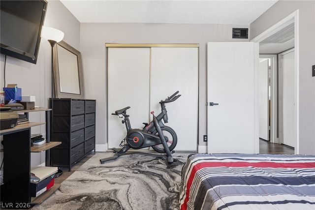 624 Brookway Lane, Las Vegas, NV 89169