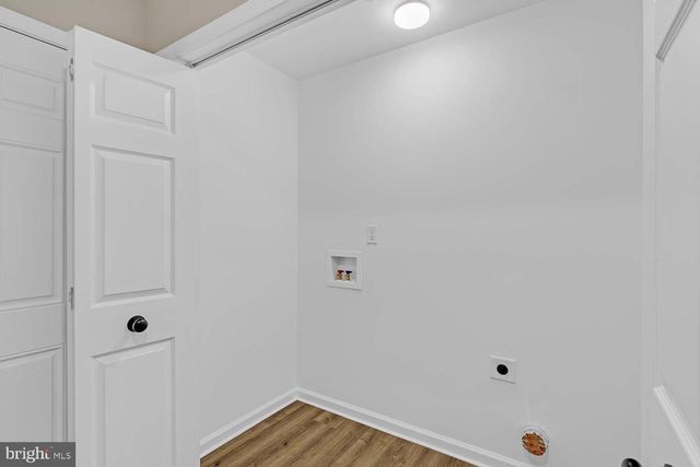 5008 E CHESTNUT FORK RD, Gloucester, VA 23061