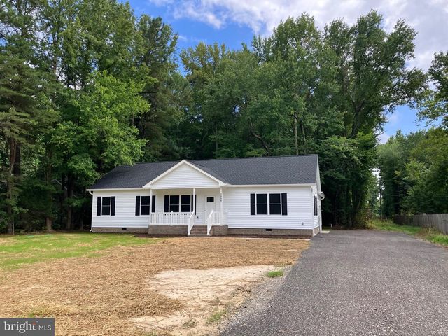 5008 E CHESTNUT FORK RD, Gloucester, VA 23061