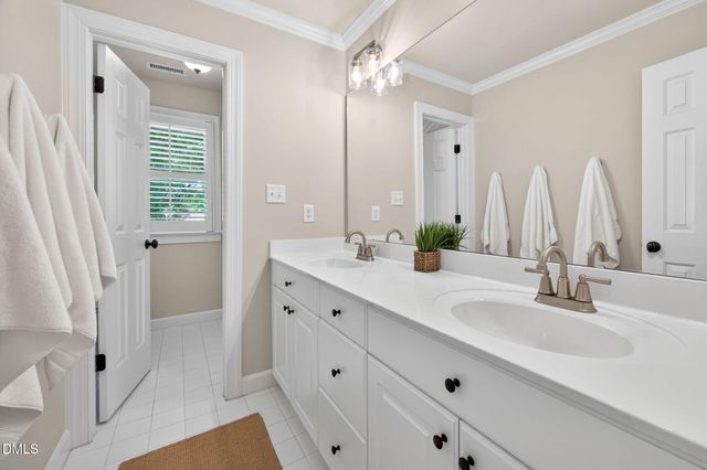 1316 Heritage Club Avenue, Wake Forest, NC 27587