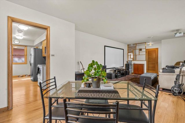 916 Grand AVENUE, Waukesha, WI 53186